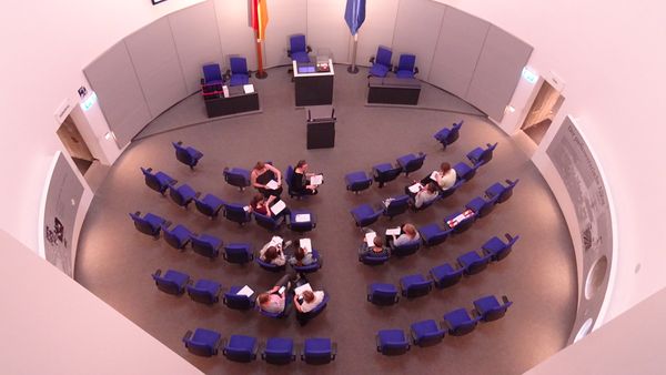 Dt. Bundestag im Dt. Dom Berlin