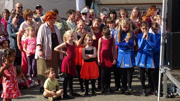Sommerfest Ruedesheimer Platz